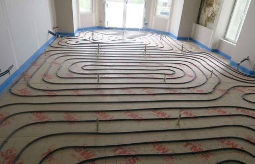 Pose d'un plancher chauffant avec tuyaux PER - Pornic 44210