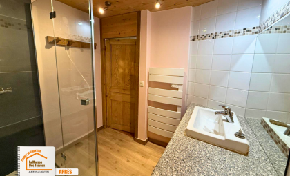 rénovation salle de bains Beaufort, parquet massif rénovation, rénovation électrique appartement, faux plafond moderne, rénovation intérieure complète