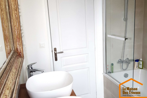 pose évier salle de bains