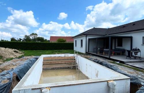 piscine béton structure sur mesure Serbannes