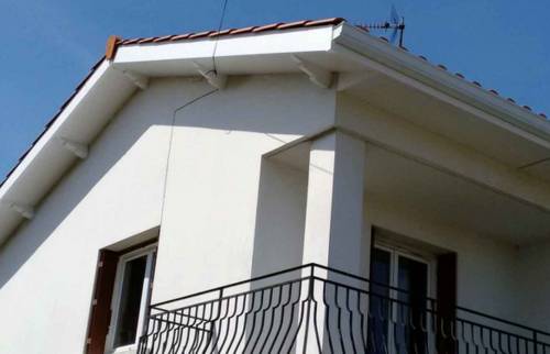 Rénovation Toiture - Lyon / Décines Remplacement des Bandeaux