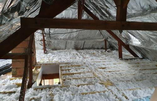 Isolation phonique terminée : rénovation énergétique + solivage 