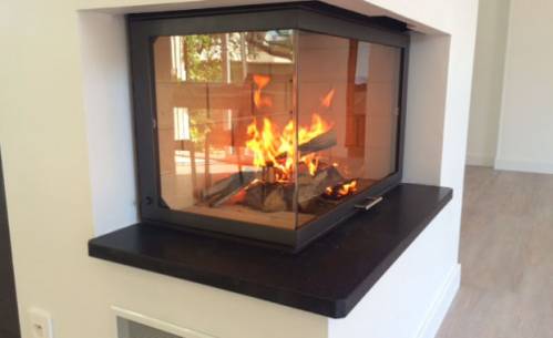 Installation d’une cheminée contemporaine à Haguenau