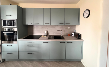 Rénovation d'une cuisine à Saint-Sébastien-sur-Loire - installation cuisine bleu