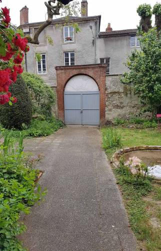 avant : entrée mal mise en valeur