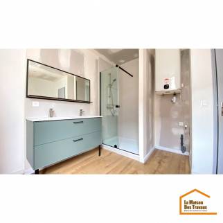 Rénovation de la salle de bain d'une maison à Vichy