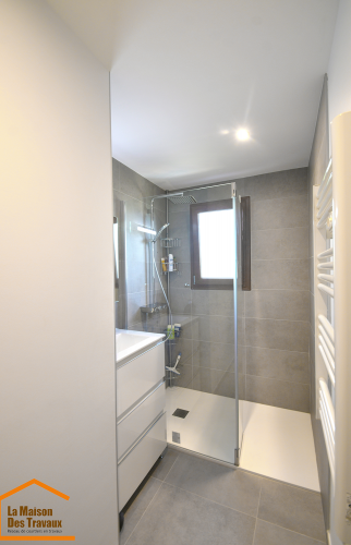 Rénovation d’une salle de bain à Nivolas Vermelle