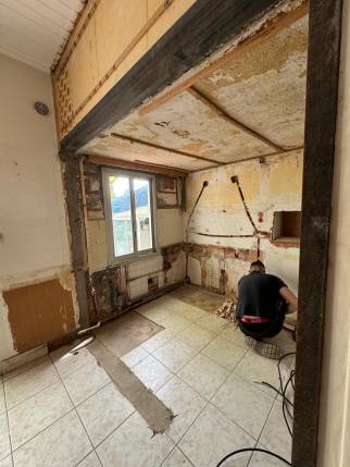  Travaux de rénovation de cuisine en cours - Cholet 49300