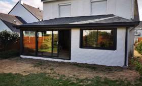 Extension terminée - architecte 44, bureau d'étude 44, maçon 44, plaquiste 44, peintre 44, carreleur 44, menuisier 44, plombier 44, électricien 44, décorateur intérieur 44, charpentier 44, couvreur 44