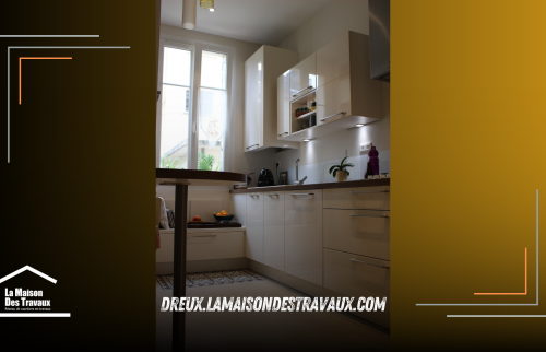Optimisation d'espace cuisine à Chérisy grâce au courtier en travaux de Dreux