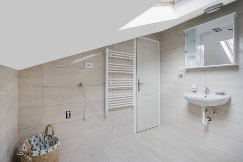 Création salle de bain combles
