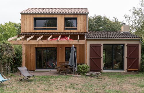 Remplacement des menuiseries par des menuiseries mixtes à Vertou (alu extérieur/bois intérieur)