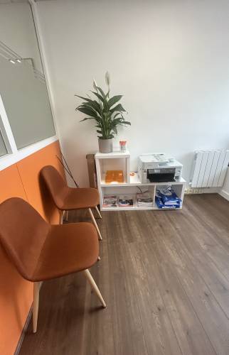 Transformation complète d’un local pour l’ouverture de notre agence – La Maison Des Travaux du Mans