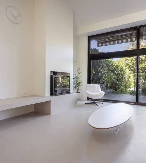 Insert et banquette béton ciré à toulouse