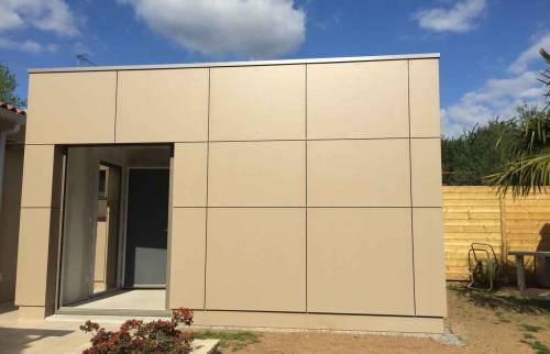 Travaux en cours - Extension d'une maison de 20,7 m² en bardage fibrociment, à Brains 44