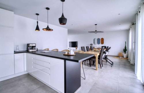 Rénovation maison sol grand carreau Egly
