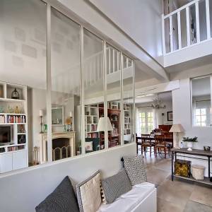 PIÈCE À VIVRE CONTEMPORAINE, AVEC QUELQUES TOUCHES D’ANCIEN - Sabrina Le Cam - La Maison Des Architectes