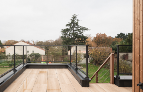 Surélévation de 20 m² aux Sorinières en Loire-Atlantique et création d'un toit terrasse