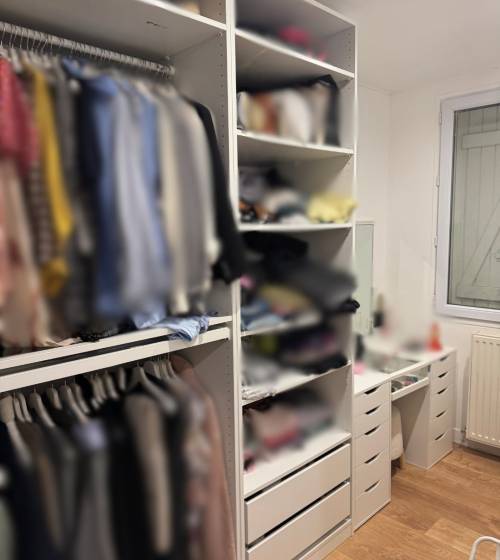 Chambre rénovée lumineuse à Sannois après travaux