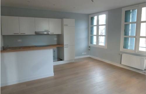 Rénovation complète d’une cuisine dans un appartement à Poitiers
