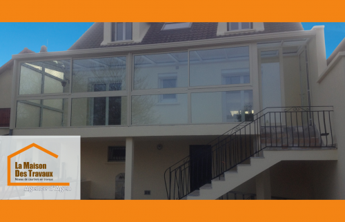 Construction d’une véranda à Bon-Encontre : alliance d’élégance et de fonctionnalité pour une terrasse enfin valorisée.