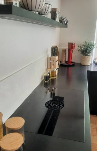 Rénovation de cuisine avec plan de travail en granit