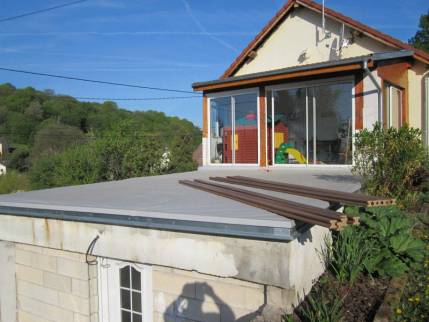 Toit plat avant travaux d'aménagement de terasse - Soignolles-en-Brie 77111