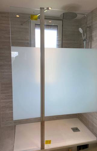 Parois de douche italienne en verre opaque - Bouc-Bel-Air (13)