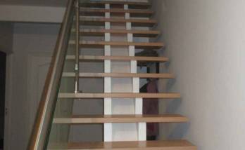 Escalier sur mesure, main courante inox-verre à Sausheim