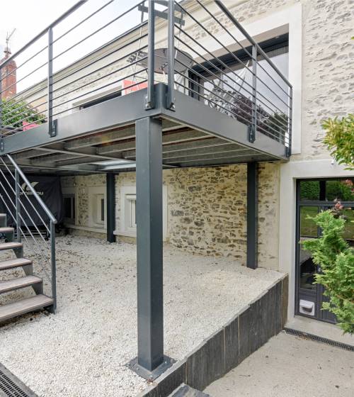 terrasse aménagée à Hyères