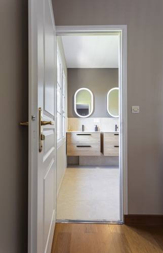 Salle de douche parentale