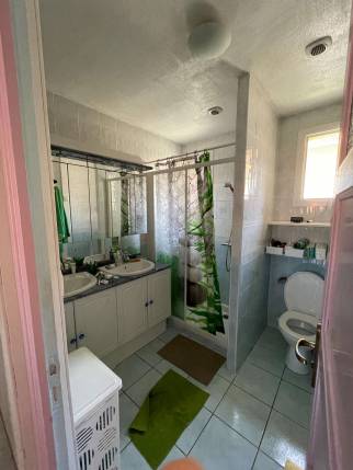 Salle de bain avant travaux de rénovation intérieure - Romans-sur-Isère 26100