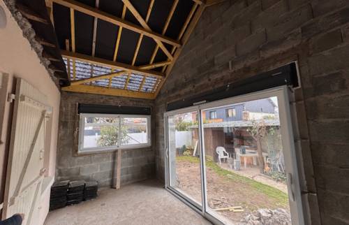 Extension de maison dans le cadre d'une rénovation complète de l'espace en centre-ville de Vertou