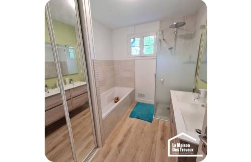 Rénovation d'une salle de bain en longueur sur Caumont-sur-Aure 14240