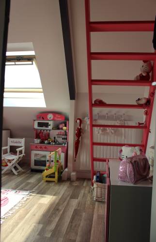 Chambre d'enfant avec mezzanine