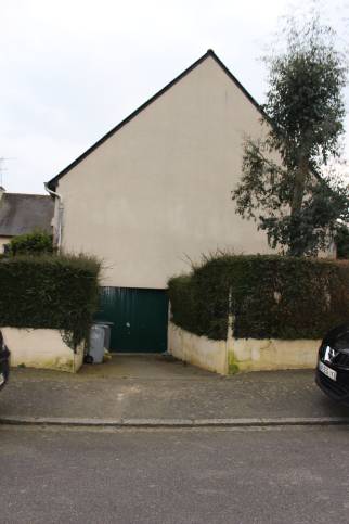 Remplacement d'une porte de garage à proximité d'Aix-les-Bains