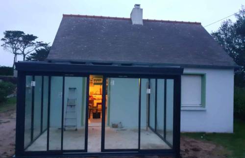 Véranda accolée à la maison