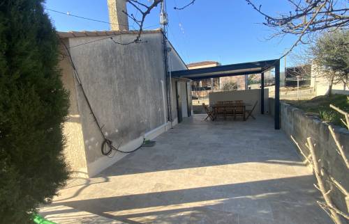 Réalisation d’une terrasse avec pergola bioclimatique à Saint-Christol-les-Alès (30380)