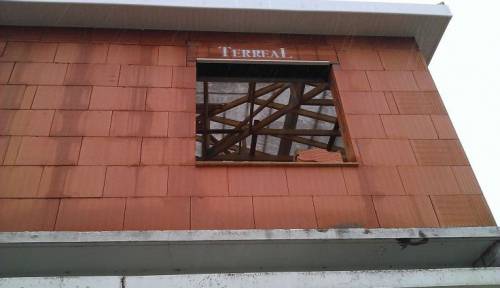 application d'enduit de façade