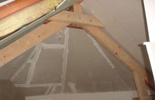 Pendant les travaux d'isolation pose plaque de platre