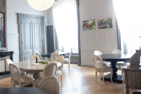 Rénovation complète des parquets dans un château des Monts du Beaujolais (69) à proximité de Lyon