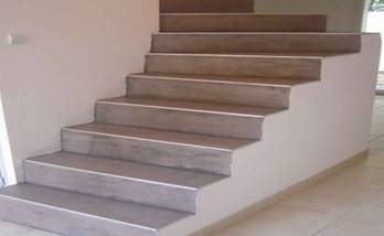 L'escalier en béton ciré