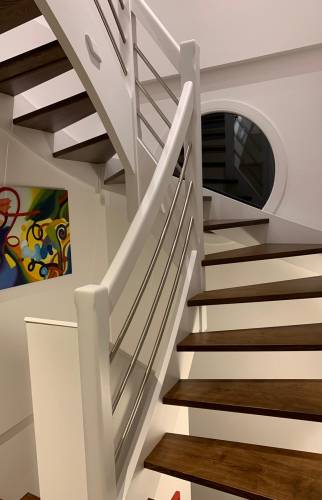 Escalier sur mesure à Village Neuf