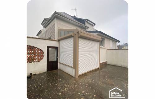 Extension de maison beige 