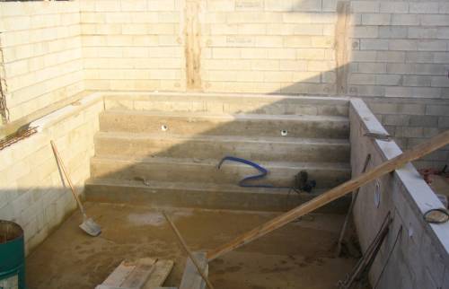 Construction piscine couverte