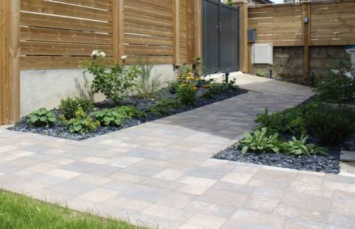 Clôture et portail d'entrée motorisé