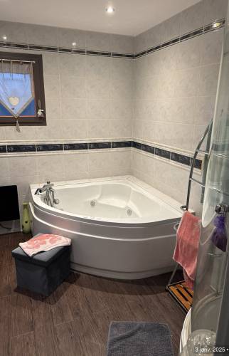 Baignoire avant travaux 