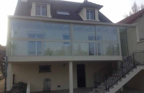 aménagement véranda avec escaliers Morlaix (29)