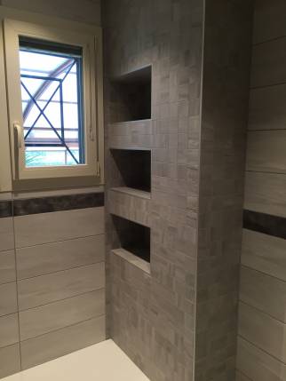 création de plusieurs niches dans la douche