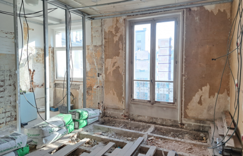 rénovation du parquet massif en cours